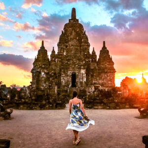 Du lịch Jarkatar thủ đô Indonesia và Kỳ quan Phật Giáo lớn nhất Thế Giới Borobudur