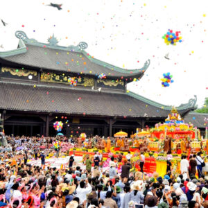 Tour Du lịch Lễ hội miền Bắc - Khám phá 10 tỉnh, thành phố Đồng Bằng Sông Hồng Việt Nam